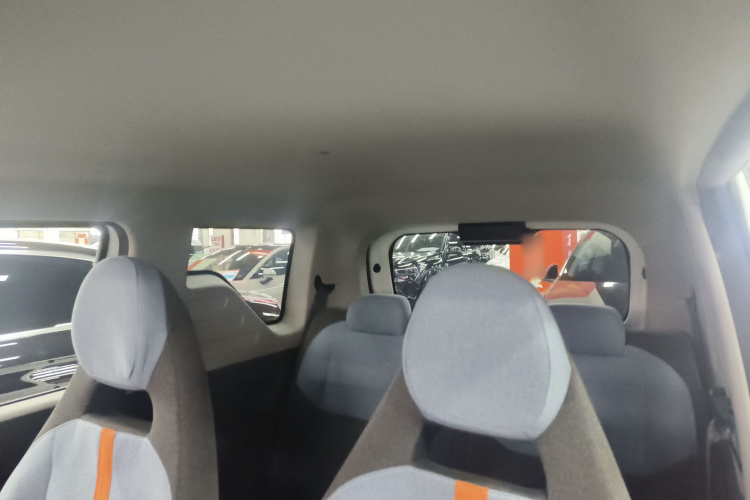 吉利银河 2023款 熊猫mini 200km 耐力熊中控内饰22