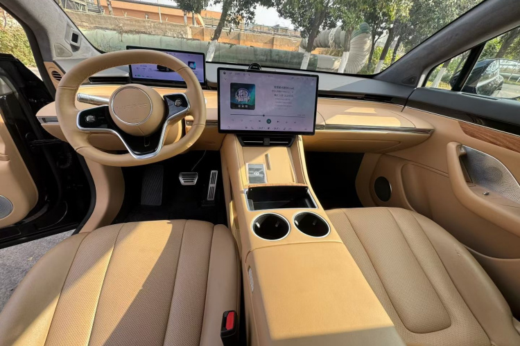 鸿蒙智行 智界R7 2024款 纯电 736km UItra中控内饰7003