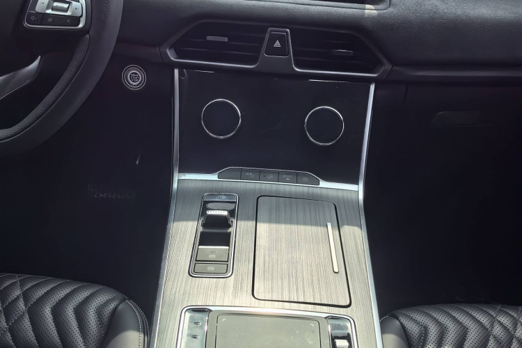 星途凌云 2023款 300T 两驱星耀版中控内饰7009