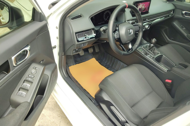 本田 型格 2022款 240TURBO 手动专属版中控内饰20