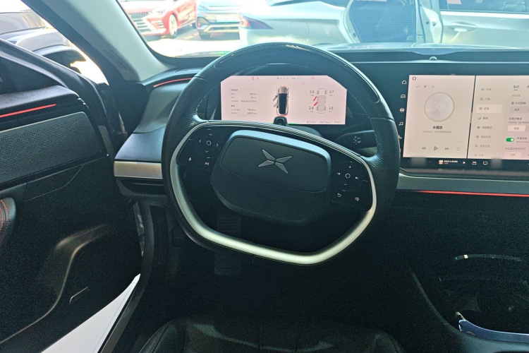 小鹏P7 2022款 480N+中控内饰13