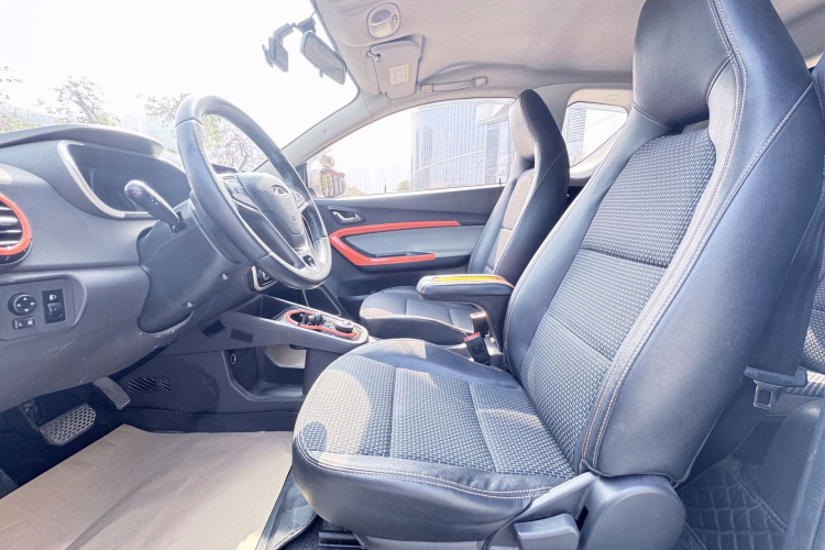 奇瑞 小蚂蚁 2019款 4座智享版 30.6kWh局部细节19