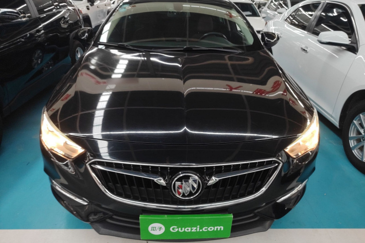 别克 君威 2017款 20T 精英型车身外观2