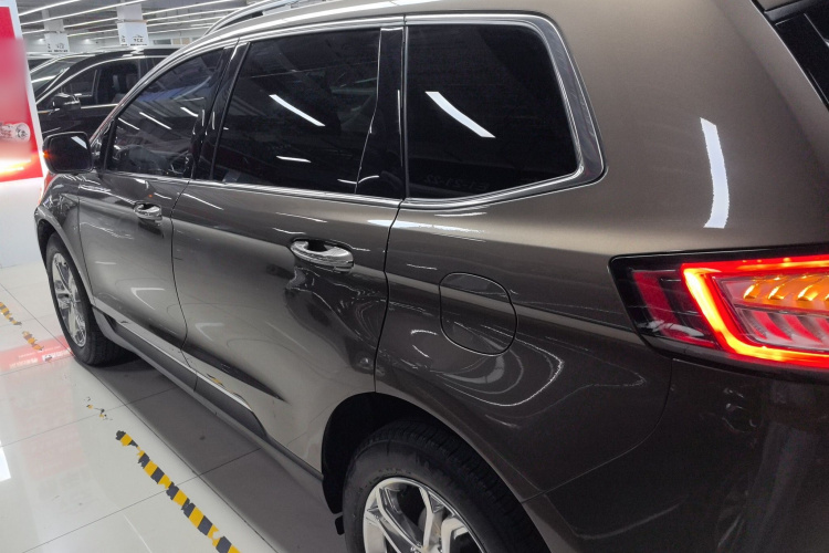 福特 锐界 2016款 EcoBoost 245 两驱豪锐型 7座车身外观4