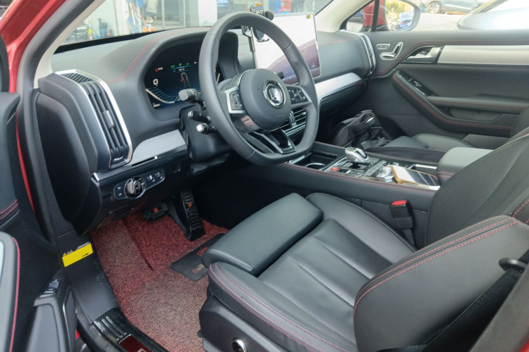 比亚迪 唐新能源 2018款 DM 2.0T 全时四驱智联创世版 7座 国V中控内饰19