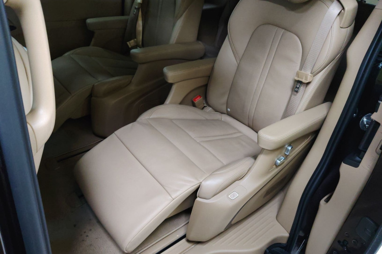 别克GL8 2021款 ES陆尊 653T 豪华型中控内饰21