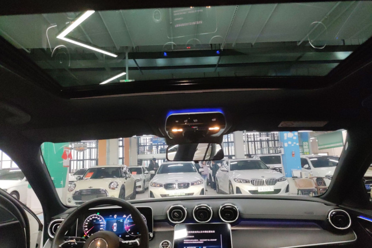 奔驰C级 2025款 C 200 L 运动版局部细节22