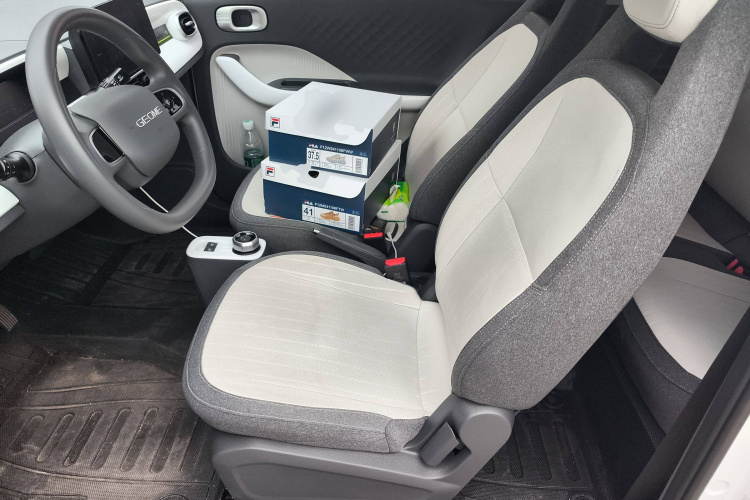 吉利银河 熊猫 2025款 210km 元气熊中控内饰19