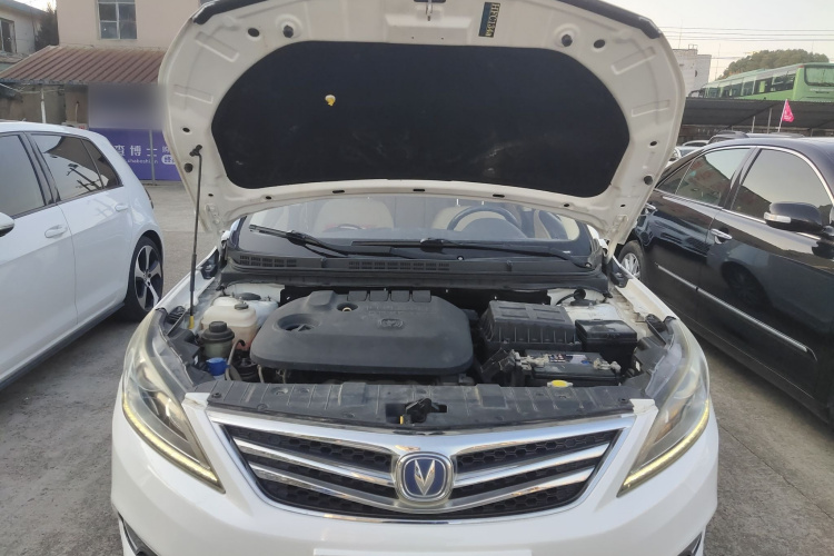 长安 逸动 2016款 1.6L 自动风尚型局部细节24