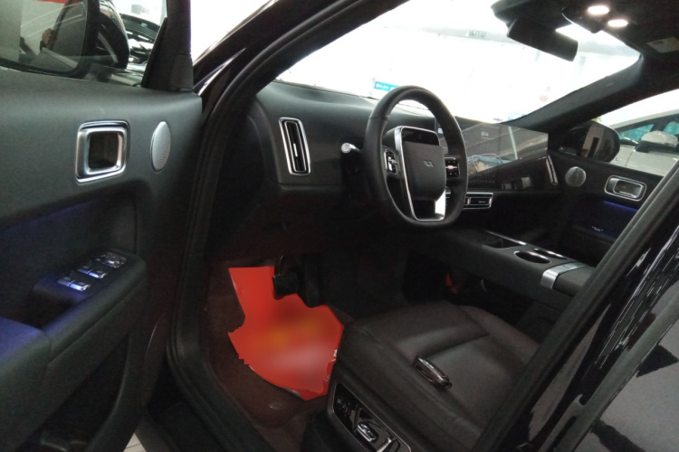 理想汽车 理想L9 2023款 Pro中控内饰20