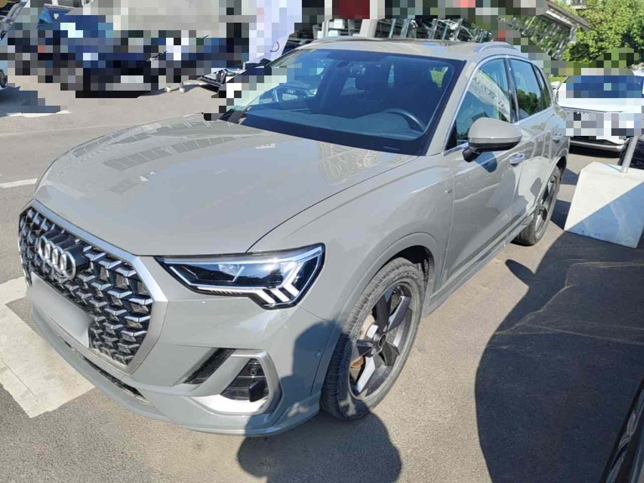 奥迪Q3 2024款 35 TFSI 时尚动感型(2)