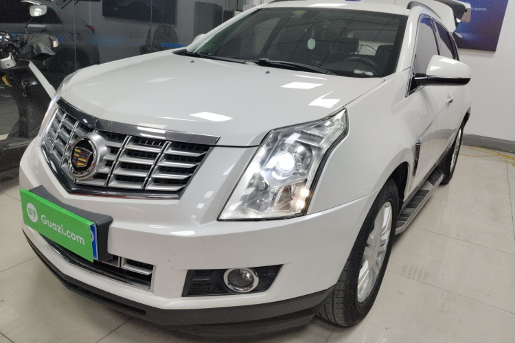 凯迪拉克SRX 2015款 3.0L 舒适型车身外观1