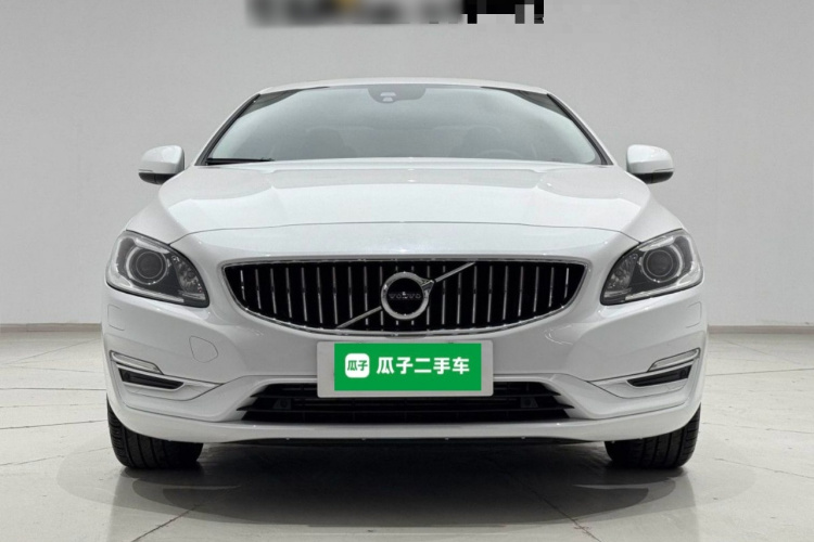 沃尔沃S60 2019款 S60L 改款 T5 智进进阶版车身外观6001
