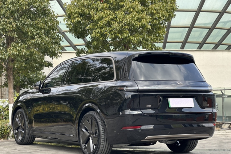 理想汽车 理想L9 2025款 Ultra 智能焕新版车身外观6008