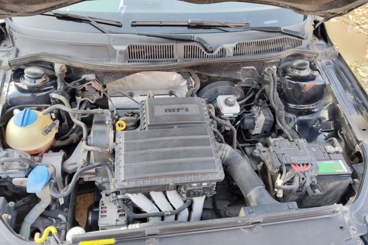 大众 朗逸 2013款 改款经典 1.6L 手动舒适版局部细节24