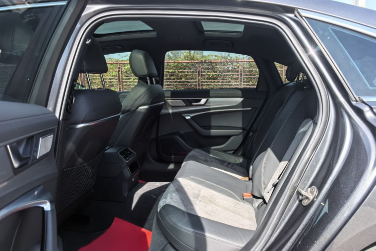 奥迪A6L 2020款 45 TFSI 臻选动感型中控内饰7004