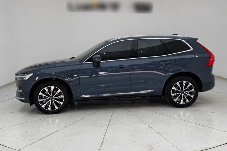 沃尔沃XC60 2023款 B5 四驱智远豪华版车身外观6003