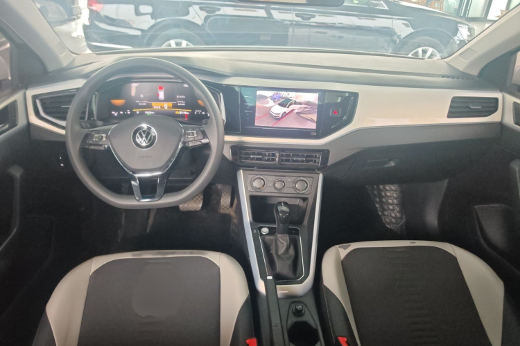 大众 Polo 2023款  Plus 1.5L 自动炫彩科技版中控内饰7002