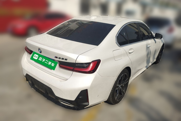 宝马3系 2023款 325i M运动套装车身外观6005