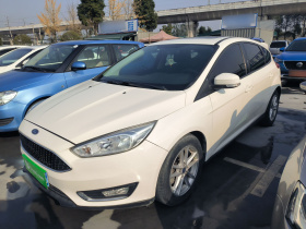 福特 福克斯 2015款 两厢 EcoBoost 125 手动超能风尚型