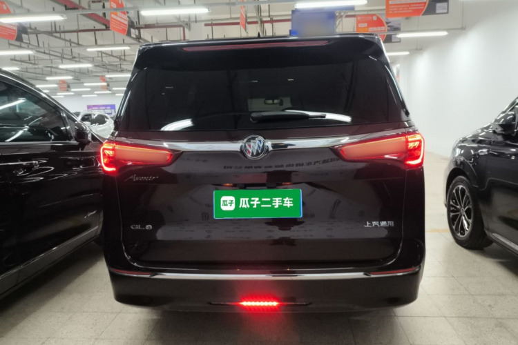 别克GL8 2020款 Avenir艾维亚 六座贤礼版车身外观6