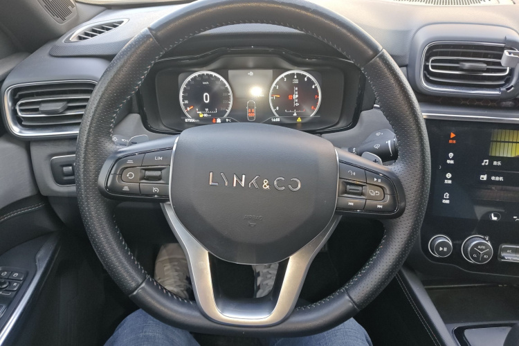 领克03 2019款 1.5TD DCT劲版 国VI中控内饰13