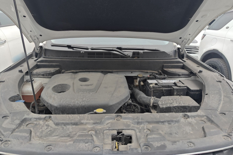 长安欧尚X5 2021款 1.6L CVT尊享型机舱底盘24