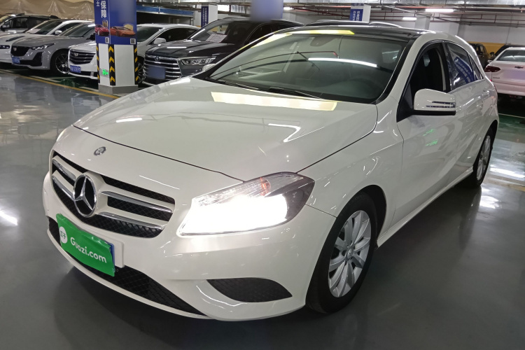 奔驰A级(进口) 2015款 A 180 标准型车身外观1