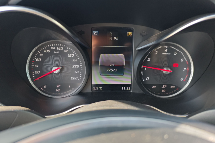 奔驰C级 2016款 C 180 L 运动型局部细节14