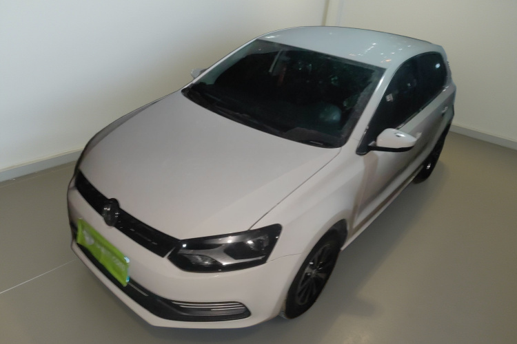 大众 Polo 2014款 1.4L 手动风尚版车身外观1