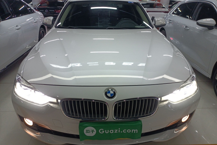 宝马3系 2019款 320Li xDrive 时尚型车身外观2