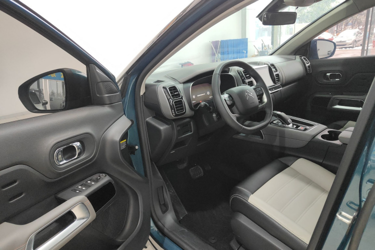 雪铁龙 天逸 C5 AIRCROSS 2021款 360THP 乐享型中控内饰20