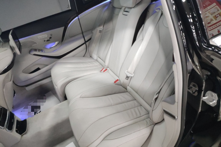 奔驰 迈巴赫S级 2015款 S 400 4MATIC中控内饰7001