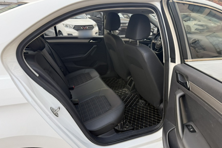 大众 捷达 2017款 1.5L 自动舒适型中控内饰7007