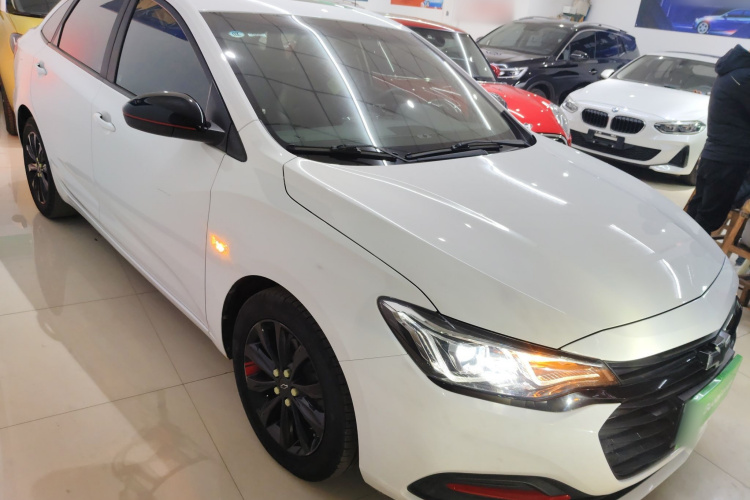 雪佛兰 科鲁泽 2019款 Redline 320T 双离合爽快版 国VI车身外观3