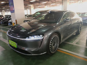 鸿蒙智行 享界S9 2024款 纯电 Ultra 四驱旗舰版