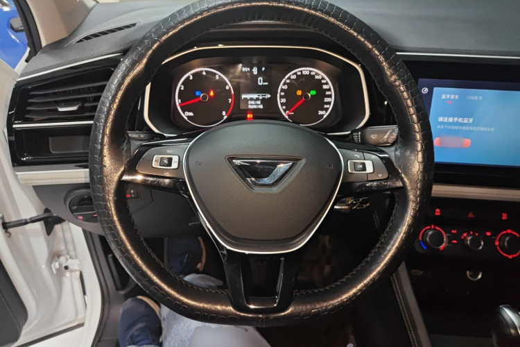 捷达VS5 2023款 280TSI 自动进取型中控内饰13