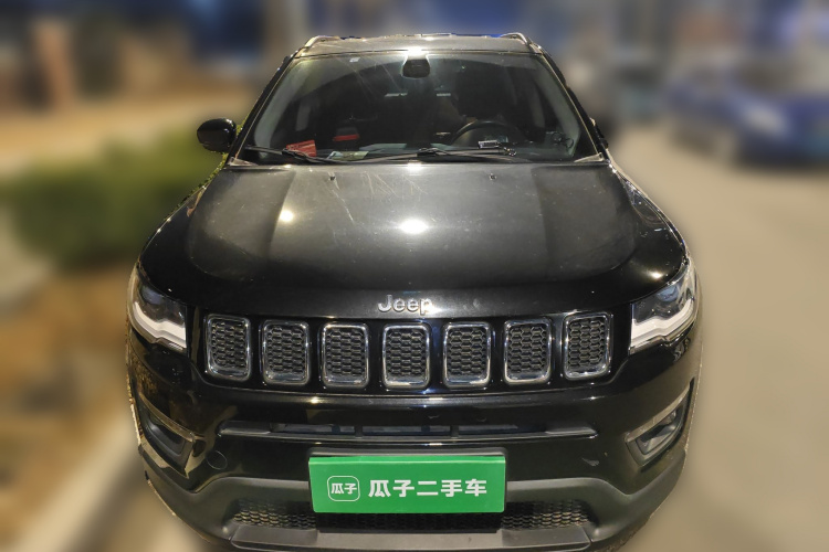 Jeep 指南者 2017款 200T 手动劲享版车身外观2
