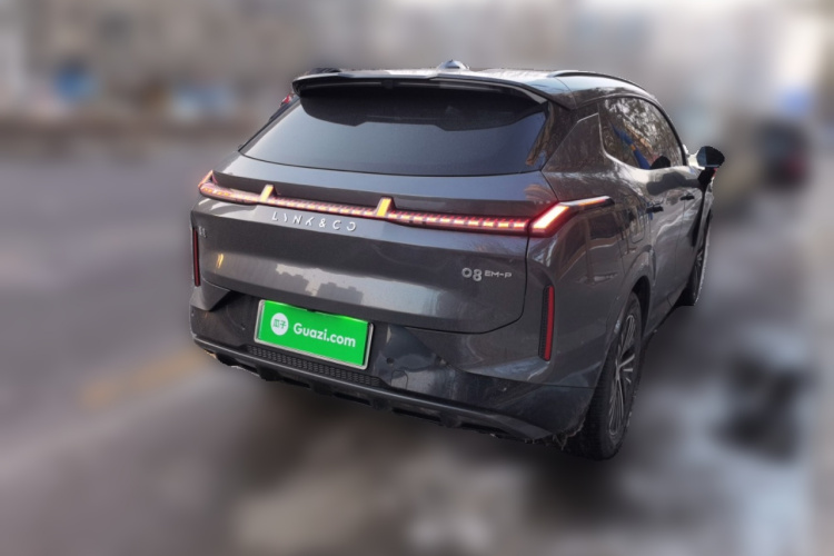 领克08 EM-P 2025款 120km 长续航Pro车身外观7