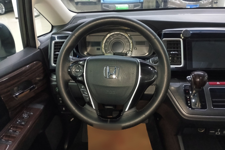 本田 艾力绅 2016款 2.4L 经典版中控内饰13