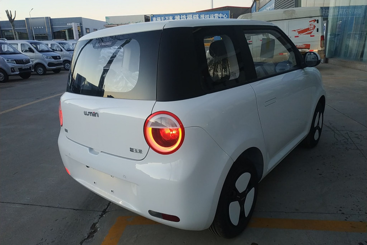 长安启源 长安Lumin 2024款 130km 清悦款车身外观7