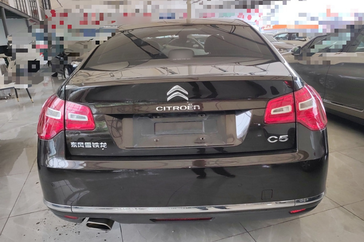 雪铁龙C5 2014款 2.0L 自动尊享型车身外观6004