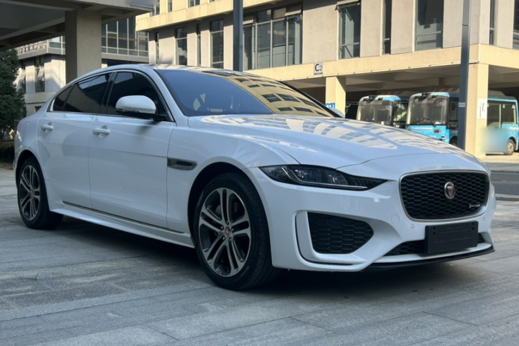 捷豹XEL 2022款 2.0T 250PS R-DYNAMIC S进取运动版车身外观6003