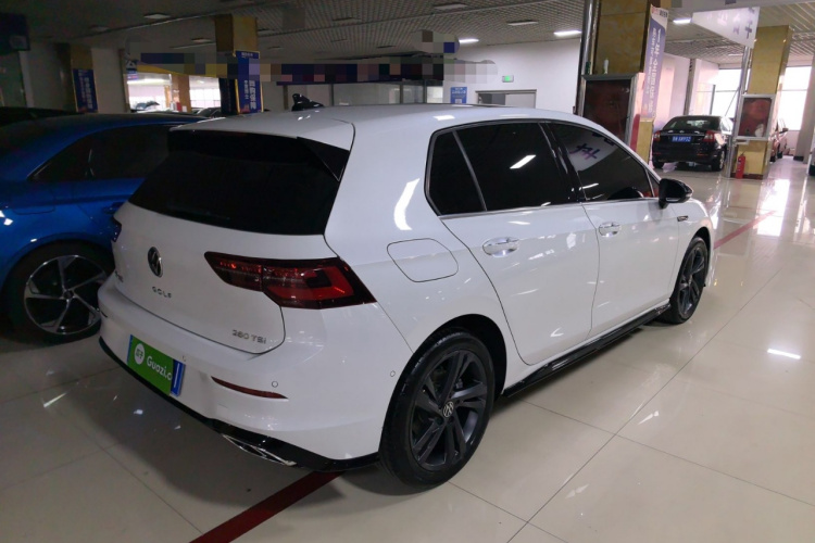 大众 高尔夫 2023款 改款 280TSI DSG R-Line Lite车身外观7