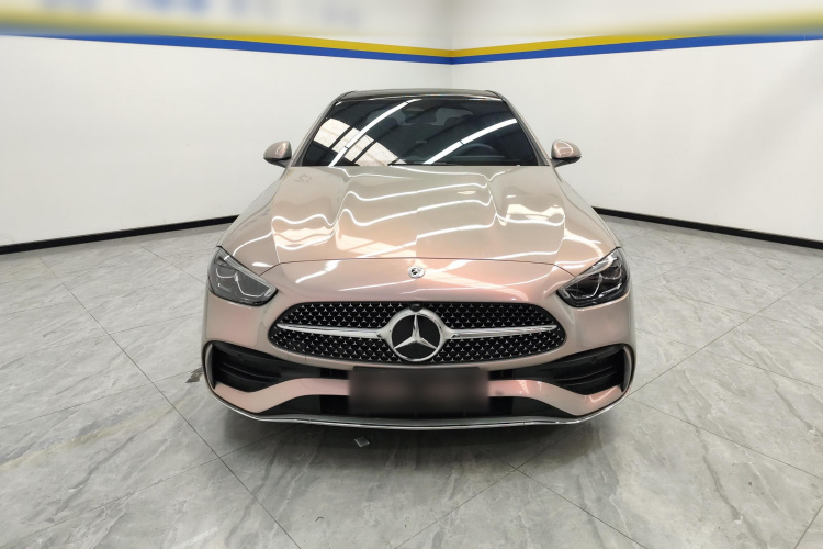 奔驰C级 2024款 改款三 C 260 L 运动版车身外观2