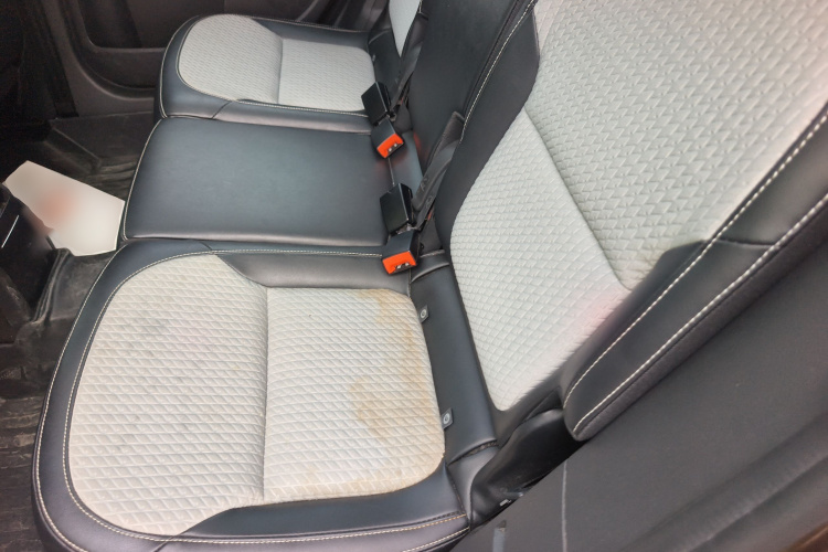 斯柯达 Yeti 2017款 TSI280 DSG前行版中控内饰21