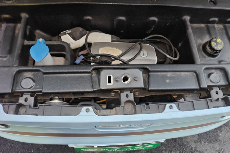 吉利银河 2023款 熊猫mini 200km 耐力熊局部细节24