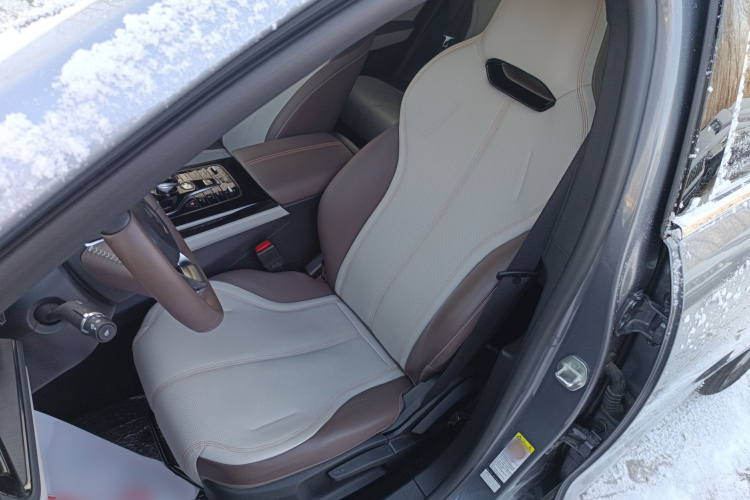 比亚迪 秦PLUS 2024款 荣耀版 DM-i 55KM领先型中控内饰19