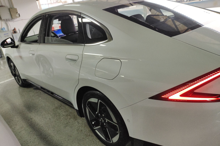 五菱汽车 五菱星光 2025款 610km 智能旗舰型车身外观6003