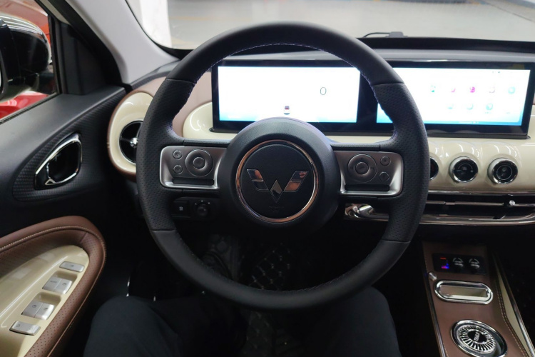 五菱汽车 五菱缤果 2024款 333km 灵犀互联款中控内饰13